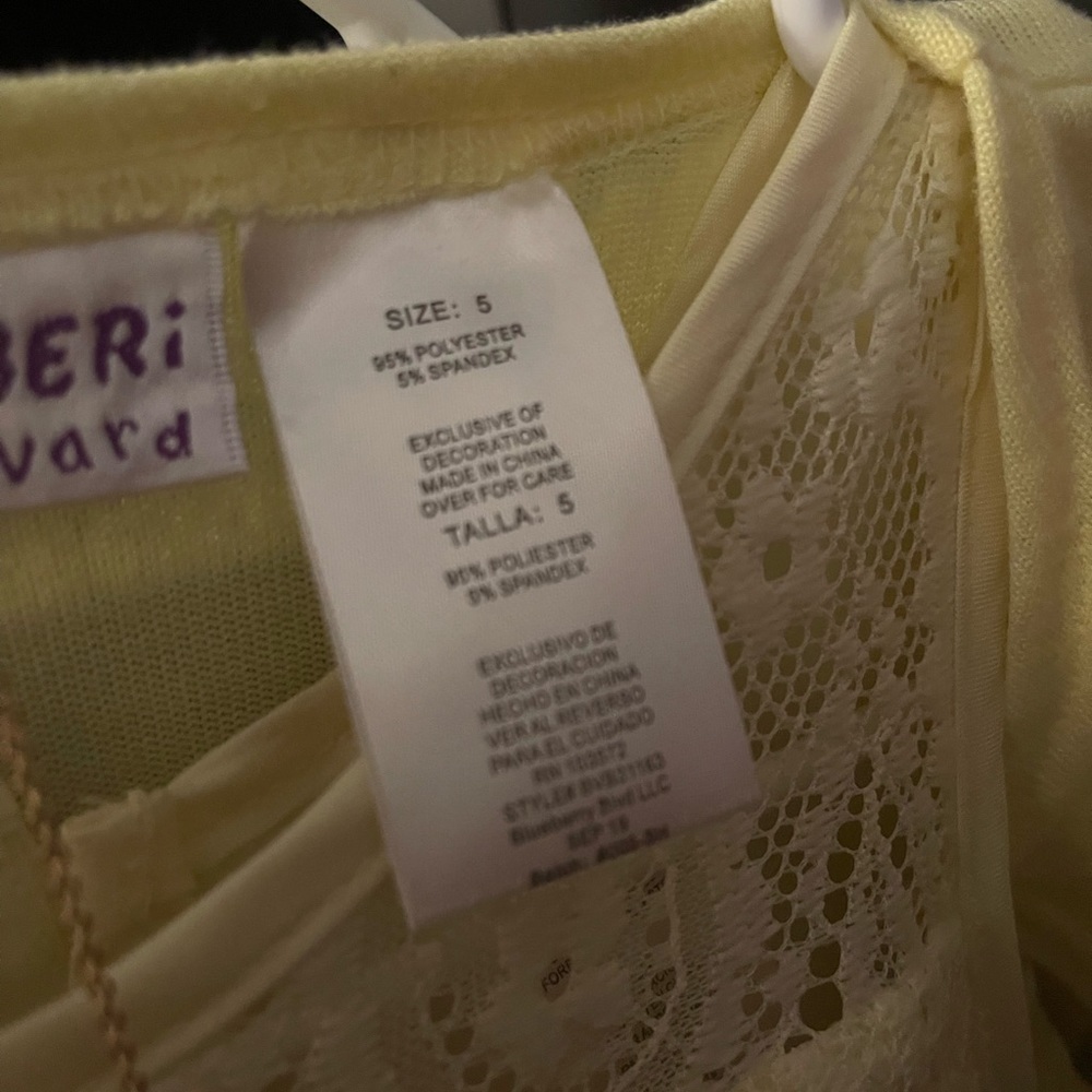 Size 5 Yellow dress for Little Girl